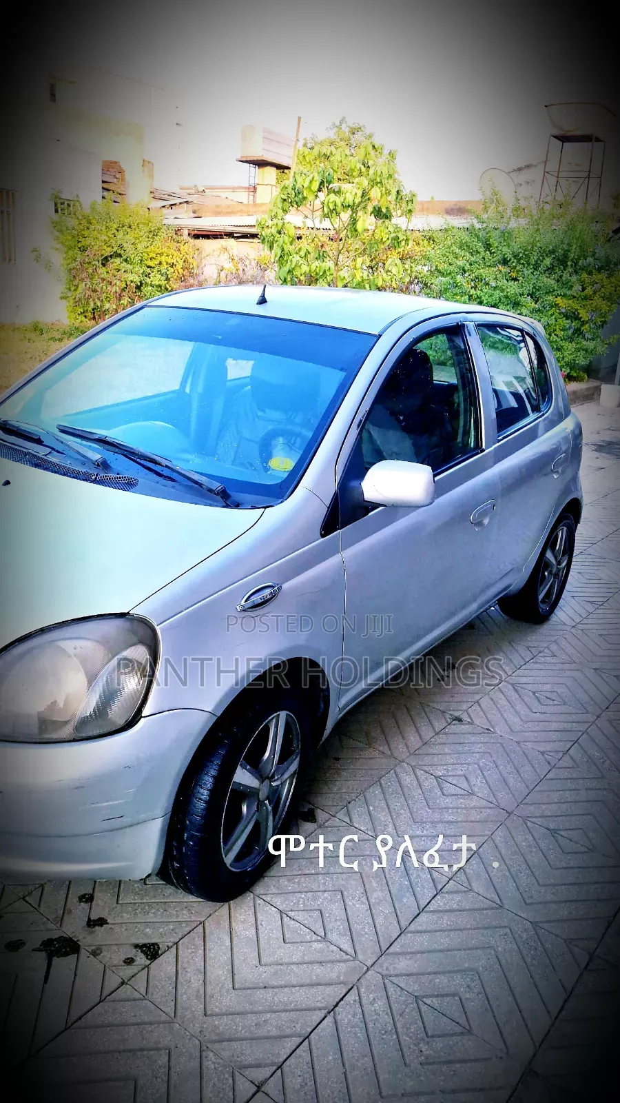 Toyota Vitz 2002 Silver