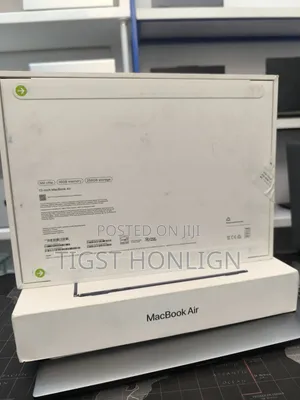 New Laptop Apple MacBook Air 16GB Apple M4 SSD 256GB