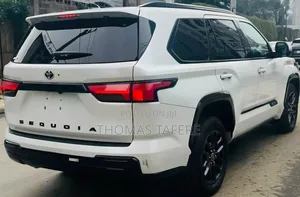 Toyota Sequoia 2024