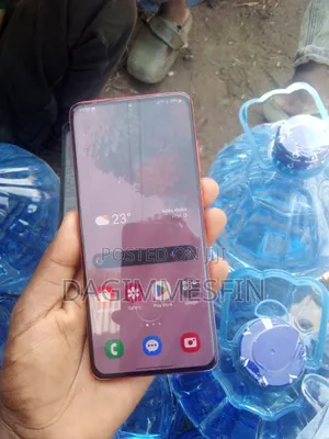 New Samsung Galaxy S20+ 5G 128 GB Red