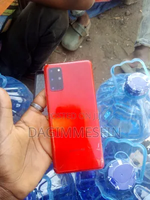 New Samsung Galaxy S20+ 5G 128 GB Red