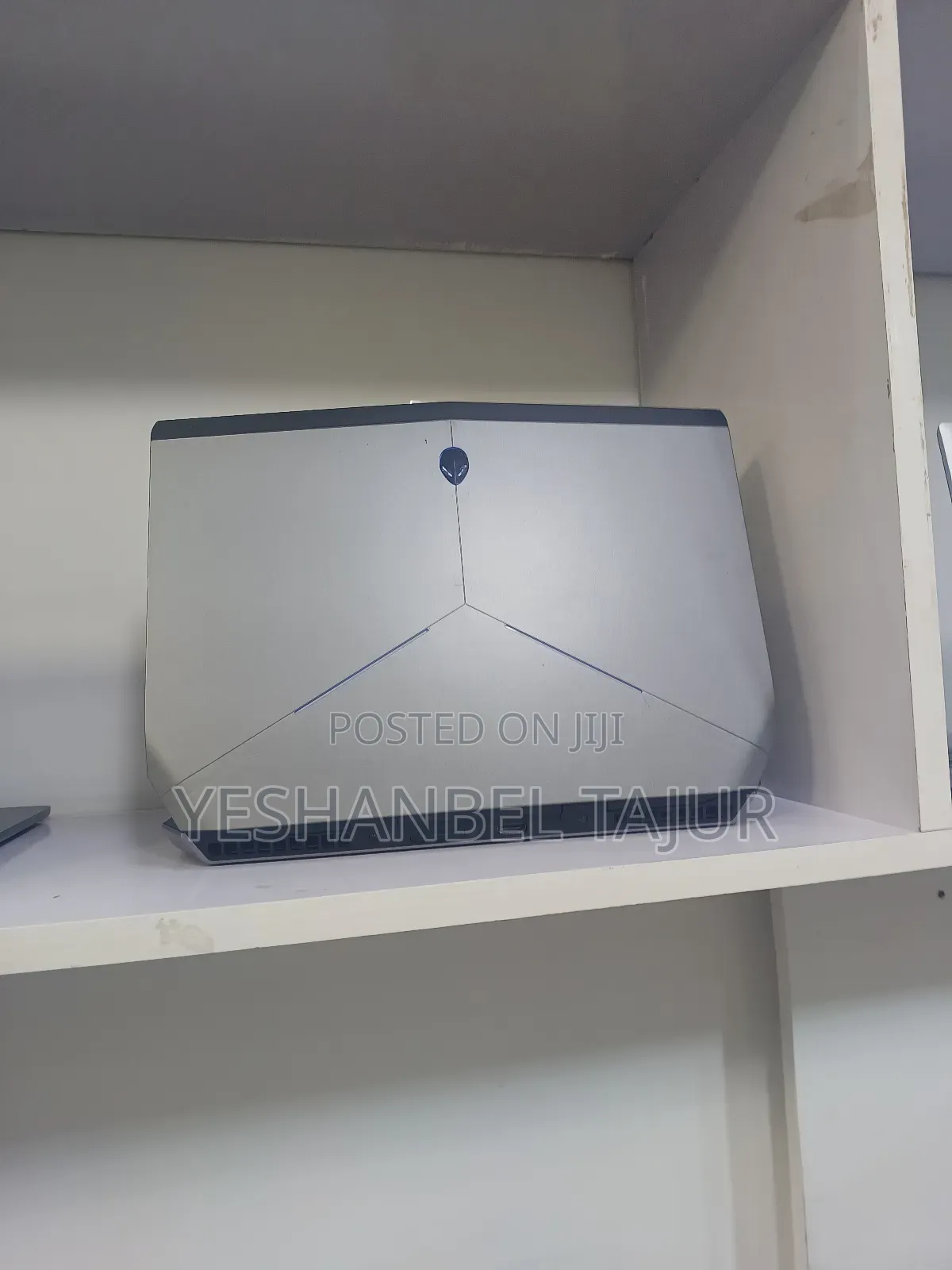 New Laptop Alienware M15 r3 16GB Intel Core i5 SSD 256GB