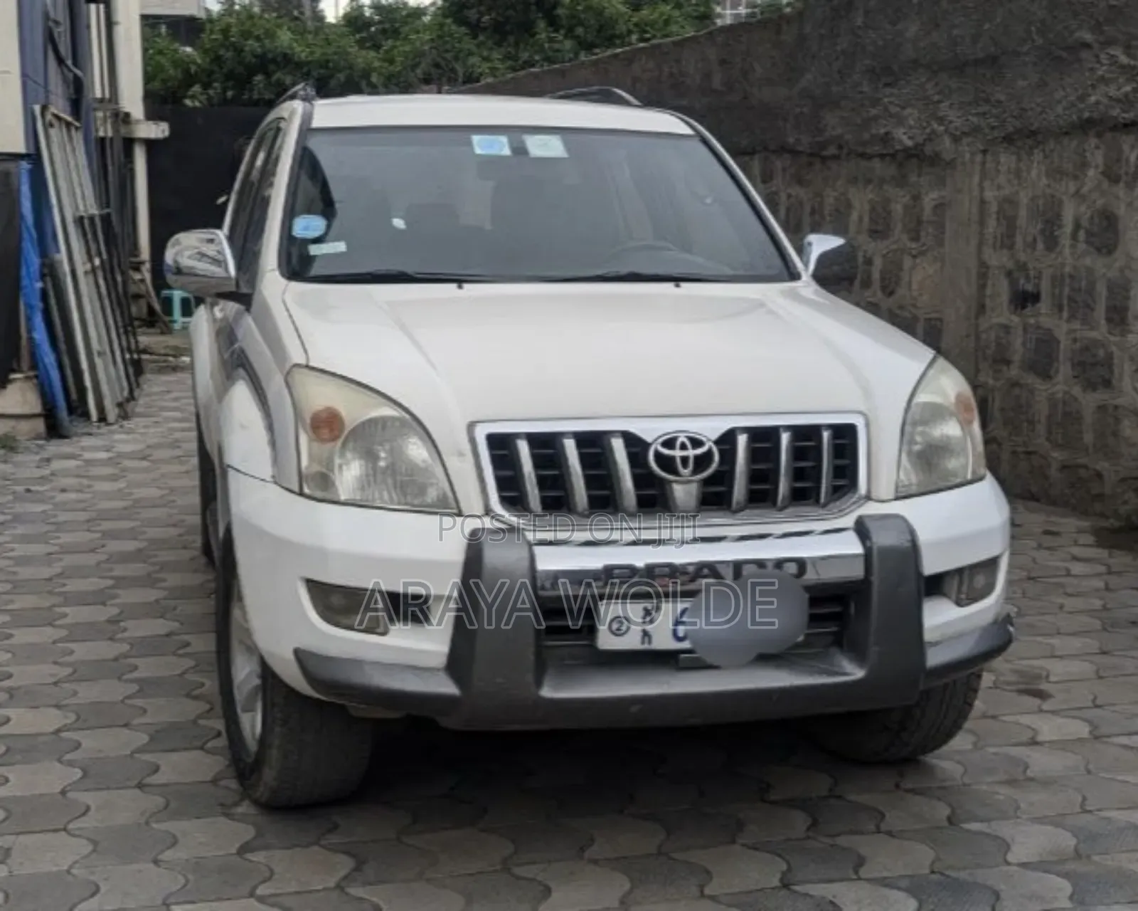 Toyota Land Cruiser Prado 2004 White