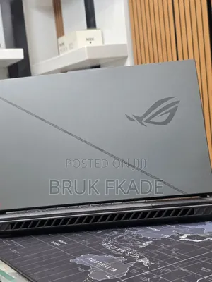 New Laptop Asus ROG Strix G15 16GB Intel Core i9 SSD 1T