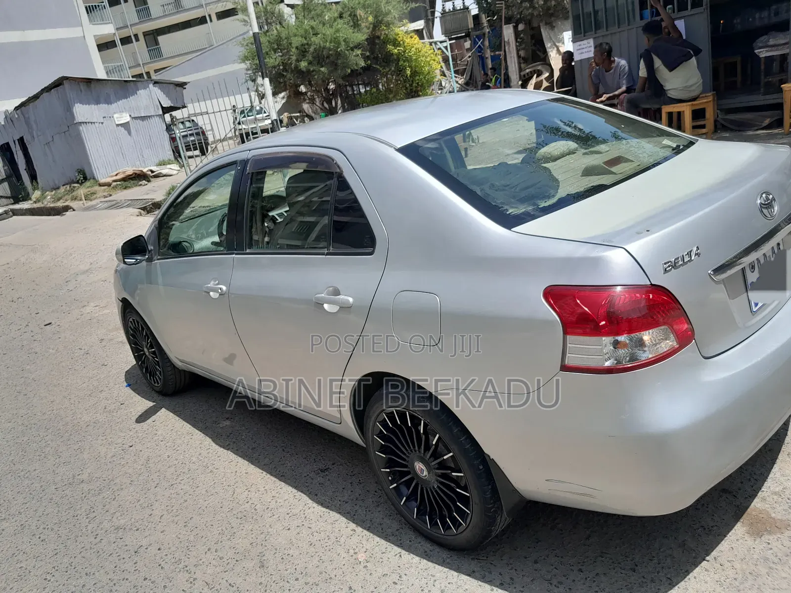 Toyota Yaris 2010 Silver