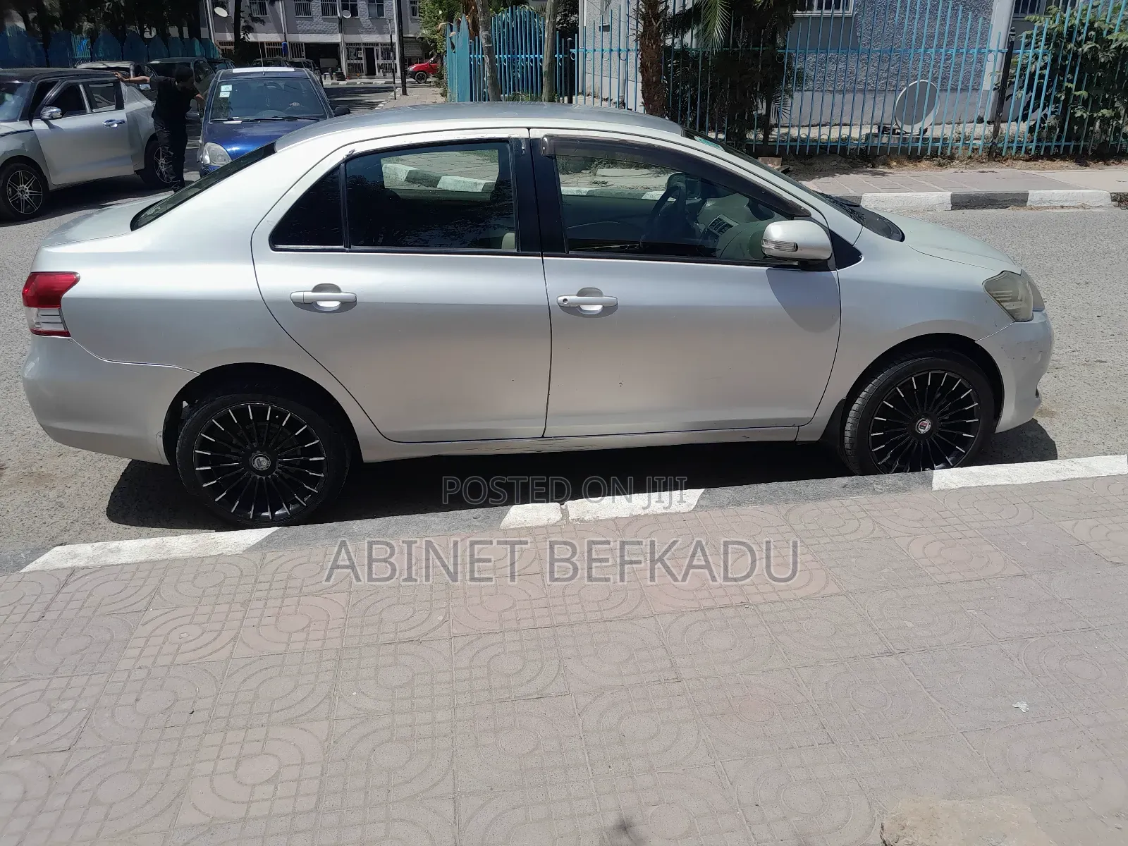 Toyota Yaris 2010 Silver