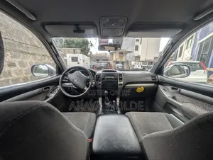 Toyota Land Cruiser Prado 2004 White