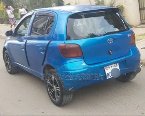 Toyota Vitz 2002 Brown