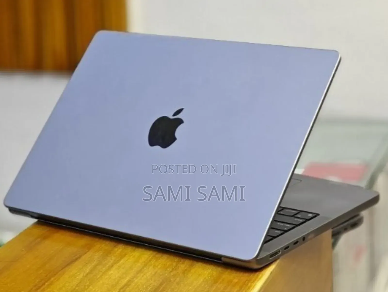 New Laptop Apple MacBook Pro M1 32GB Apple M1 Pro SSD 512GB