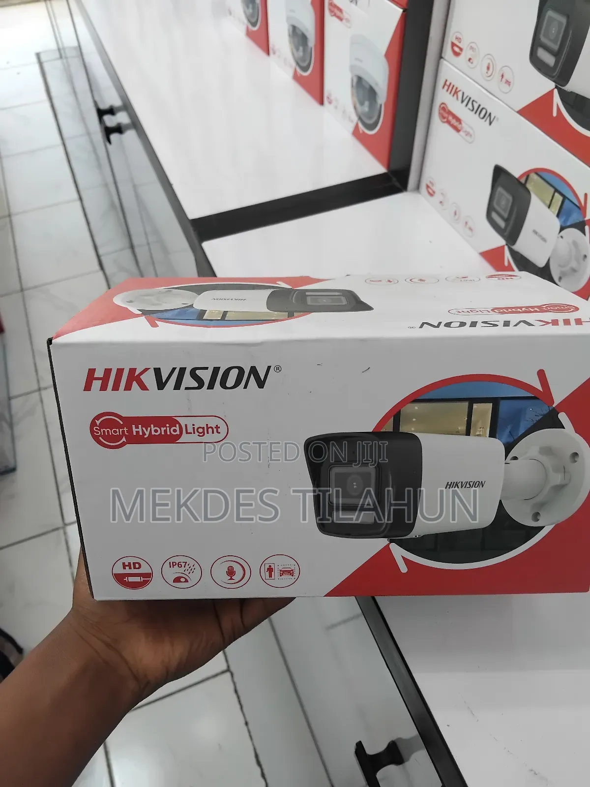 Hivision Hybrid 8mp Bullet Camera