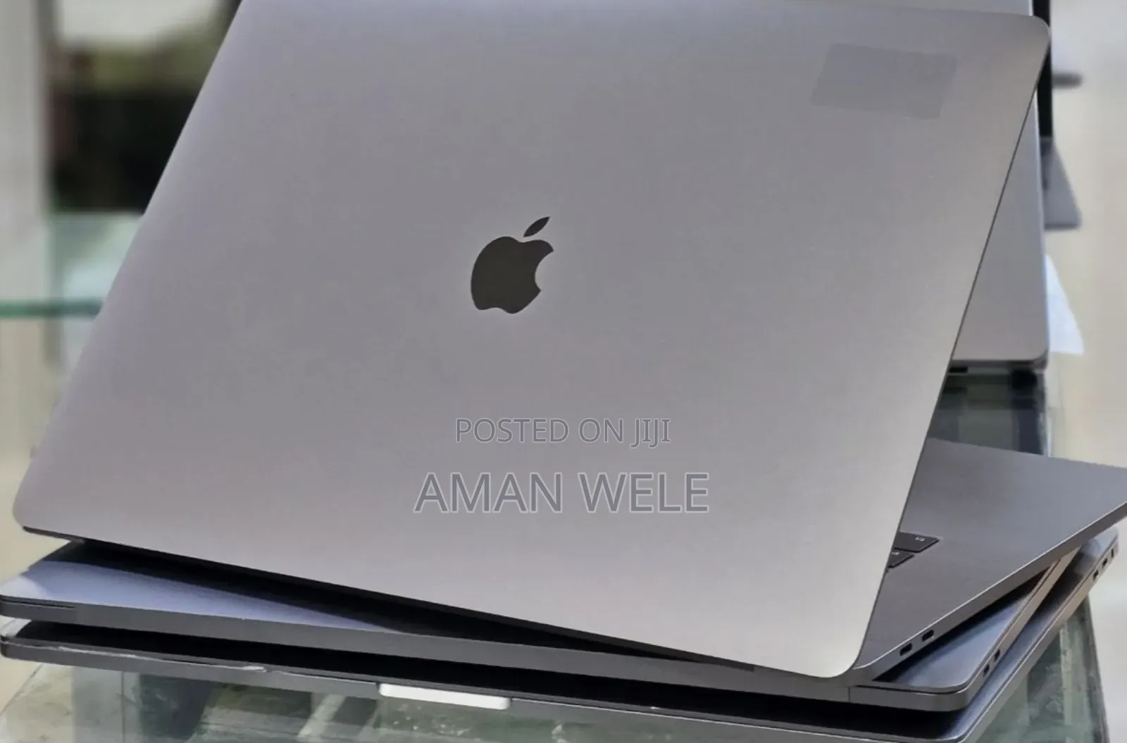 New Laptop Apple MacBook Pro 2017 16GB Intel Core i7 SSD 512GB