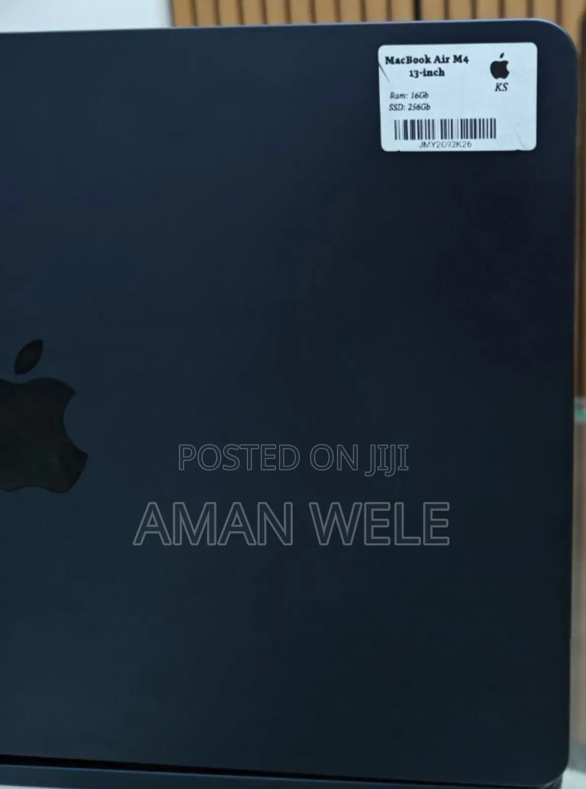 New Laptop Apple MacBook Air 2025 M4 13-inch 16GB Apple M4 SSD 256GB