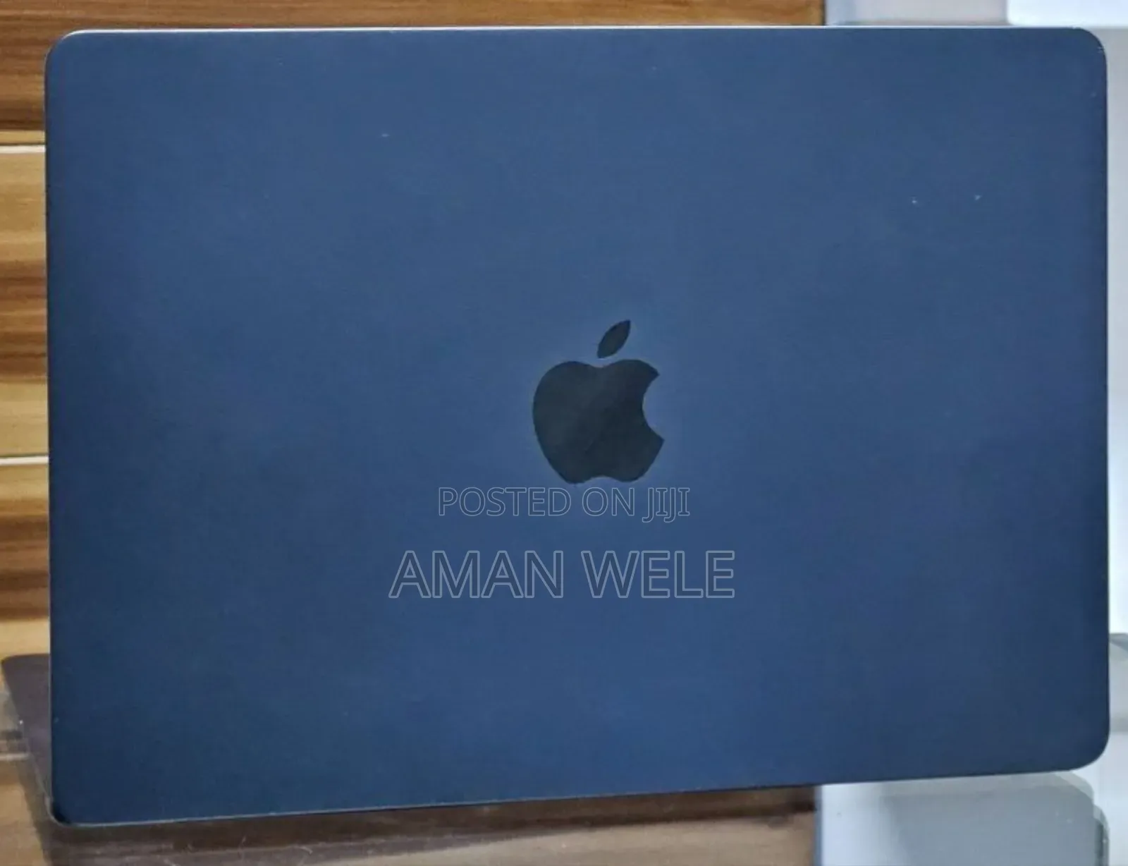 New Laptop Apple MacBook Air 2025 M4 13-inch 16GB Apple M4 SSD 256GB