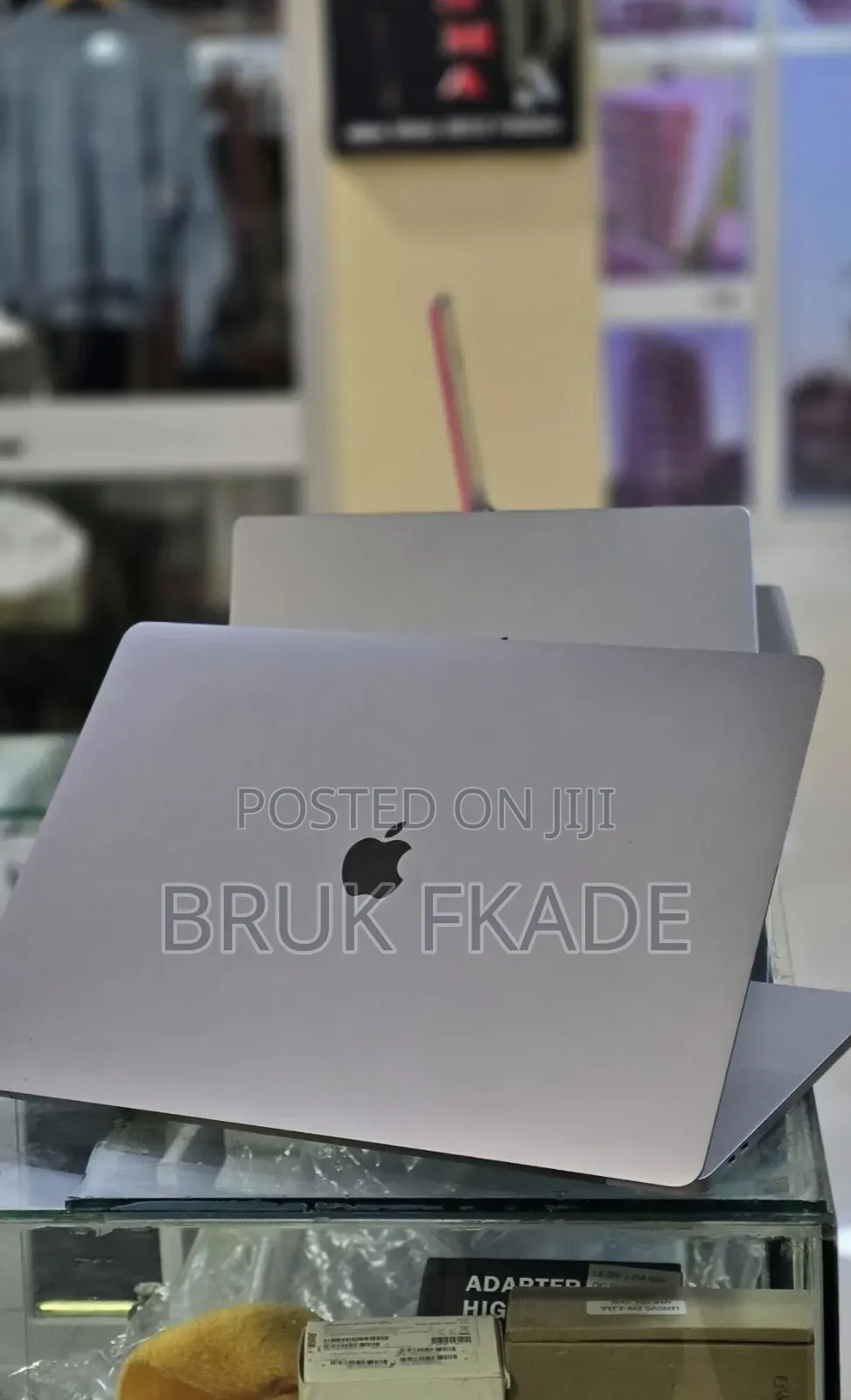 New Laptop Apple MacBook Pro 2019 16GB Intel Core i7 SSD 512GB