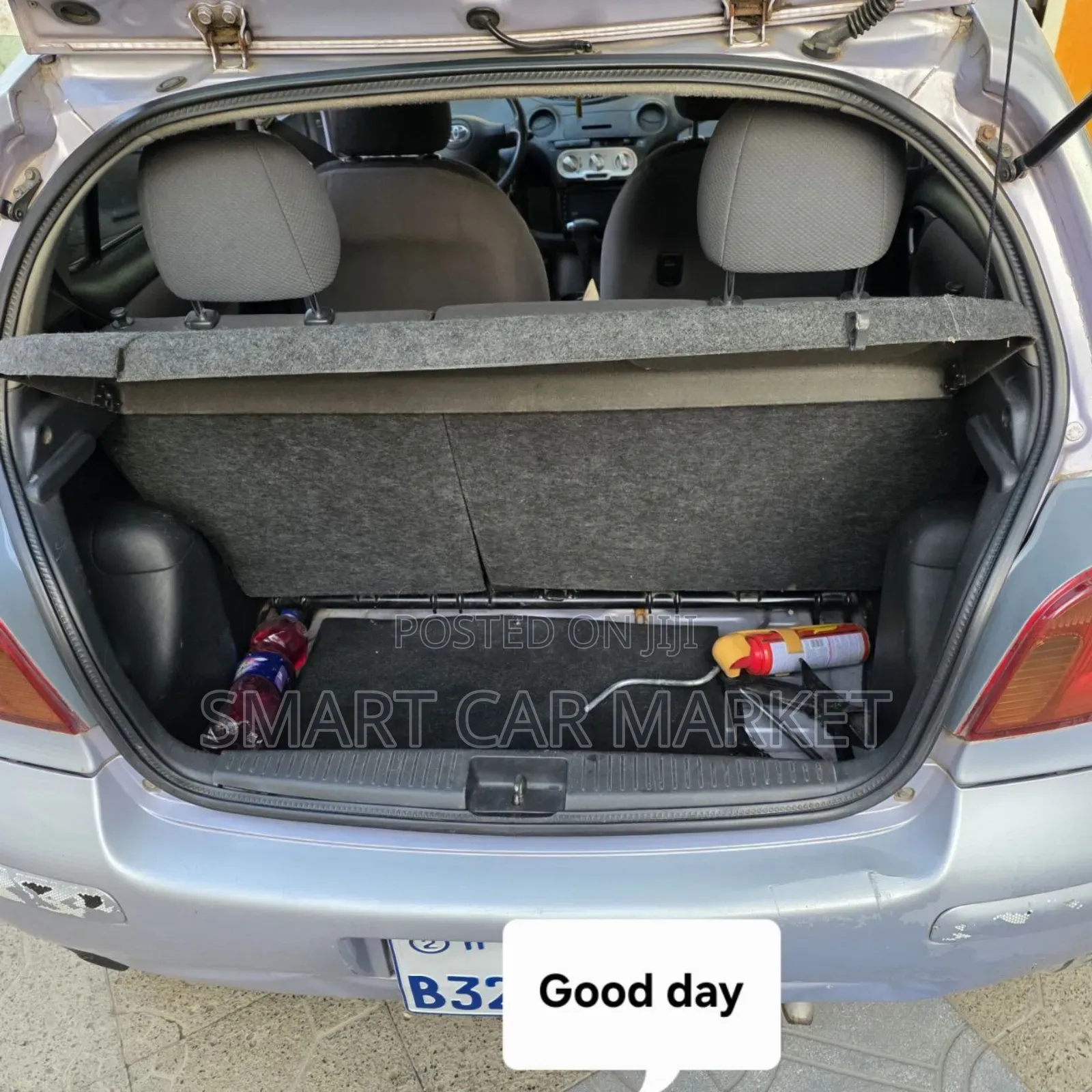 Toyota Vitz 2004 Silver