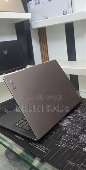 New Laptop Lenovo ThinkPad Yoga 16GB Intel Core i7 SSD 512GB