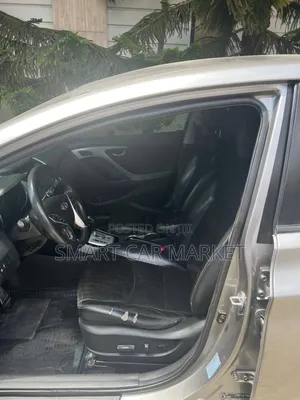 Hyundai Avante 2012 Silver