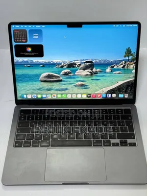 New Laptop Apple MacBook Air 2023 M2 8GB Apple M2 SSD 256GB