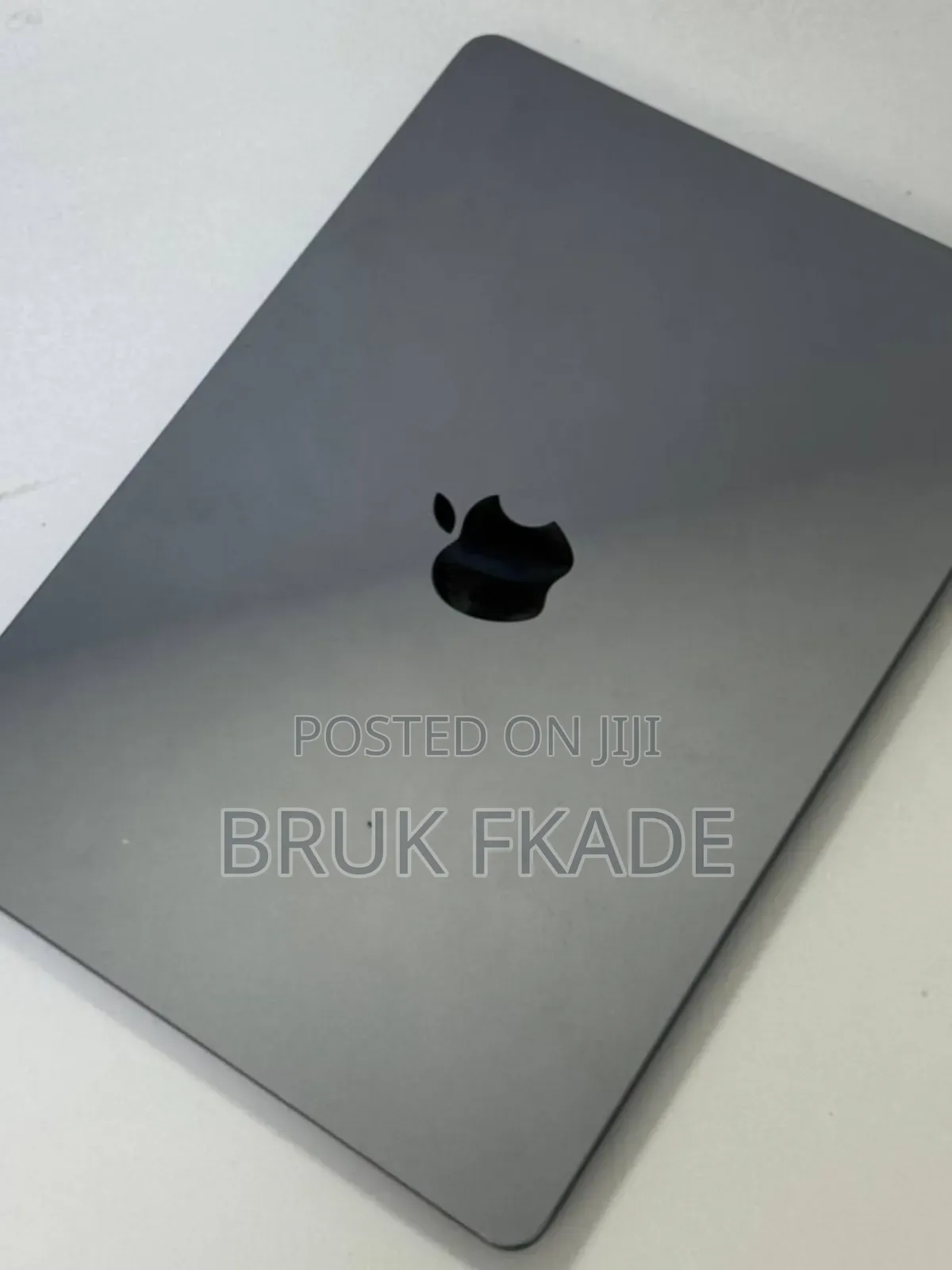 New Laptop Apple MacBook Air 2023 M2 8GB Apple M2 SSD 256GB