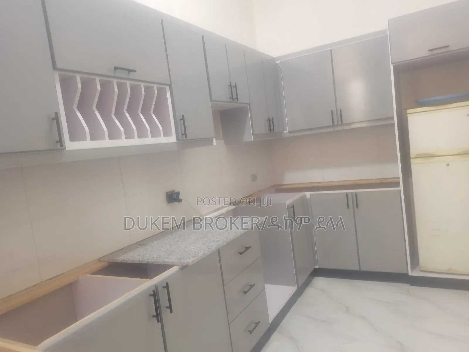 Furnished 3bdrm House in Dukem, East Shewa for sale