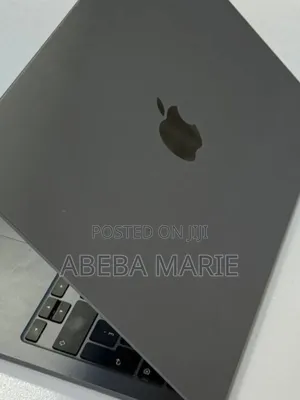 New Laptop Apple MacBook Air 2022 M2 16GB Apple M2 SSD 256GB