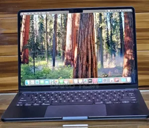 New Laptop Apple MacBook Air 2025 M4 13-inch 16GB Apple M4 SSD 256GB