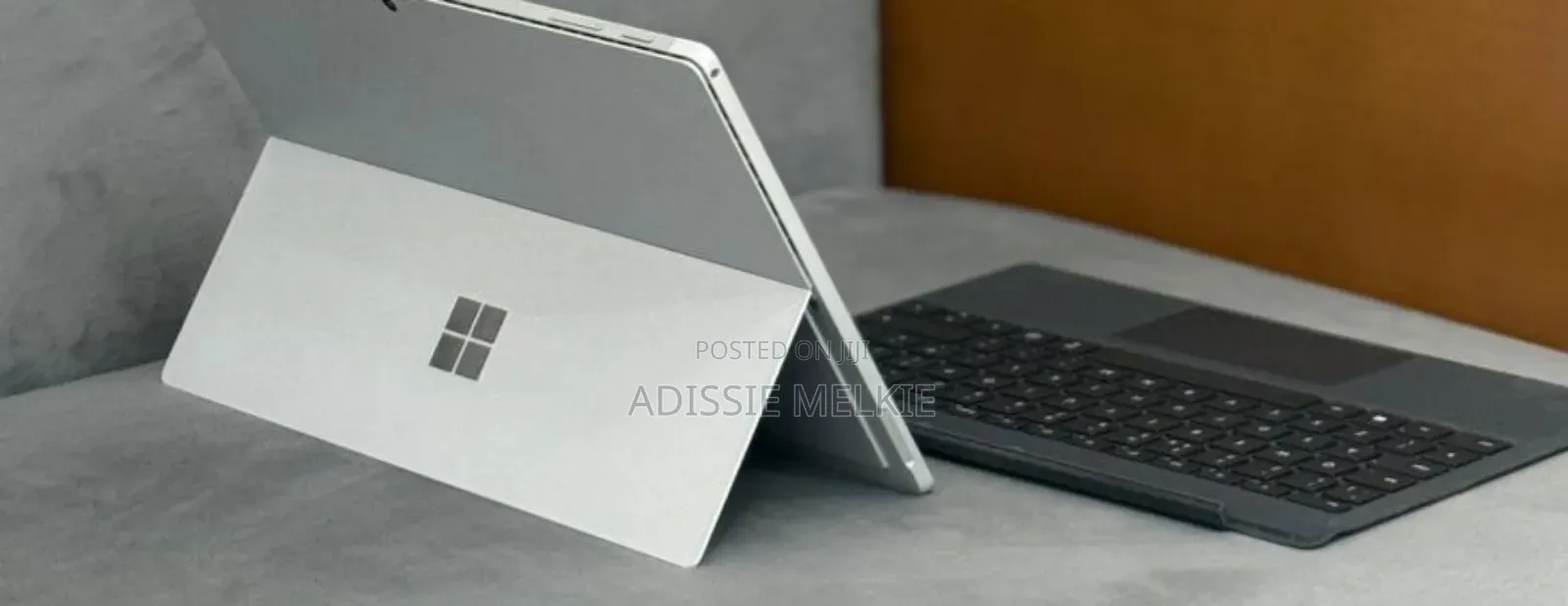 New Laptop Microsoft Surface Pro 7 8GB Intel Core i5 SSD 256GB