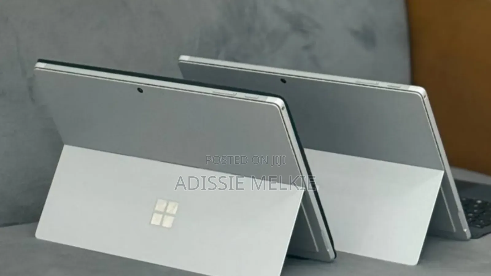 New Laptop Microsoft Surface Pro 7 8GB Intel Core i5 SSD 256GB