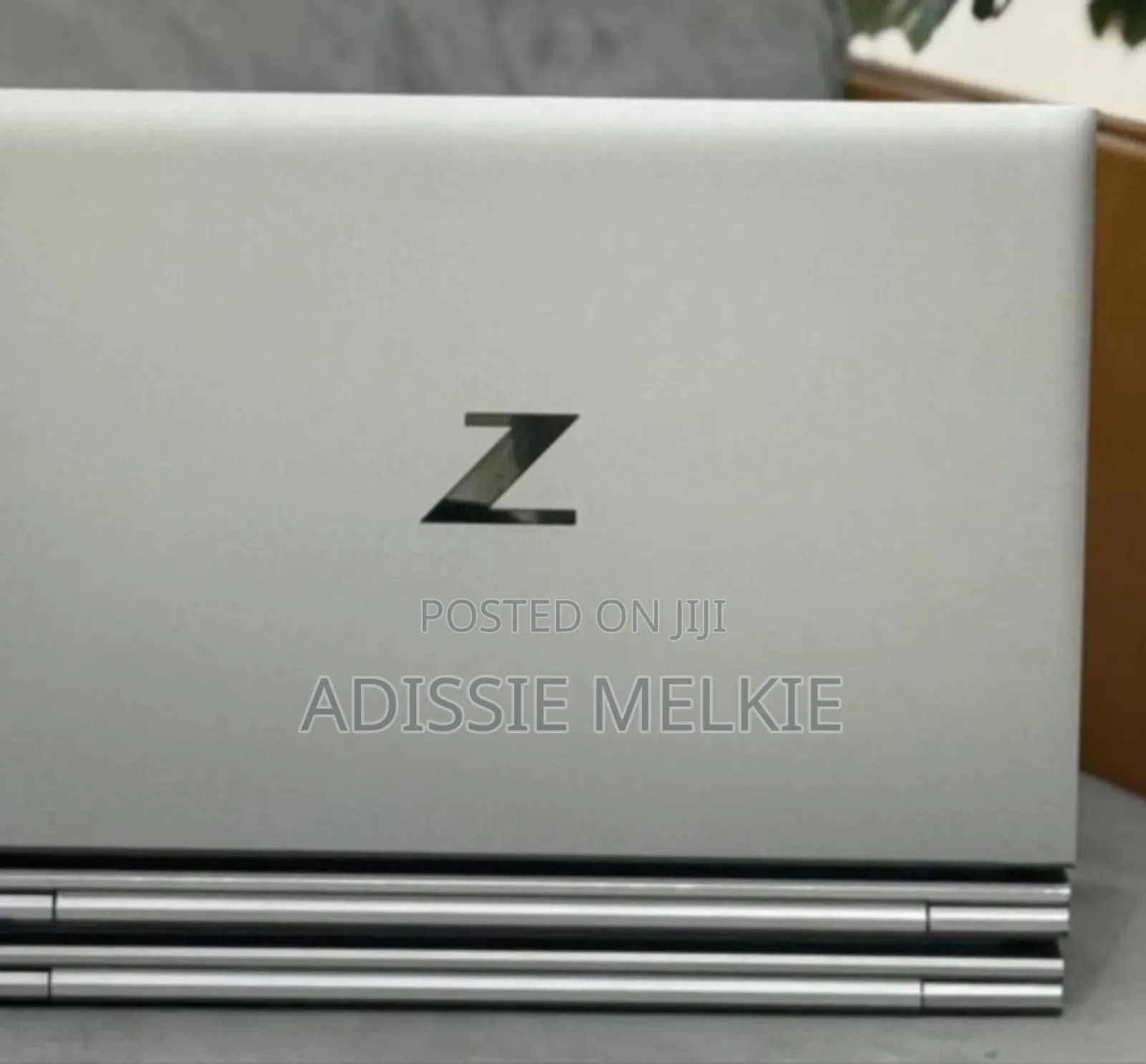 New Laptop HP ZBook Firefly G8 16GB Intel Core i7 SSD 512GB
