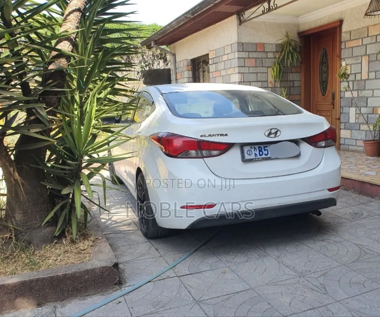 Hyundai Elantra 2015 White