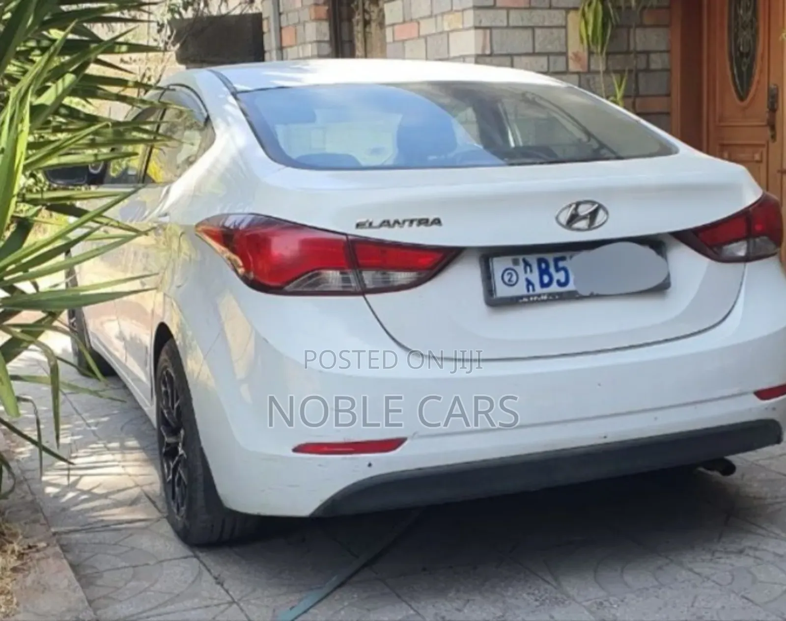 Hyundai Elantra 2015 White