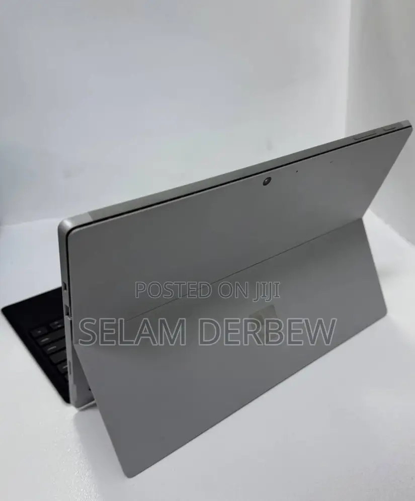 New Laptop Microsoft Surface Pro 7 16GB Intel Core i5 SSD 256GB