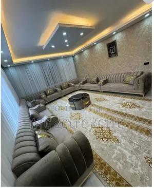Glamorous Arebiyan Mejlis