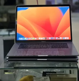 New Laptop Apple MacBook Pro 2019 16GB Intel Core i7 SSD 512GB