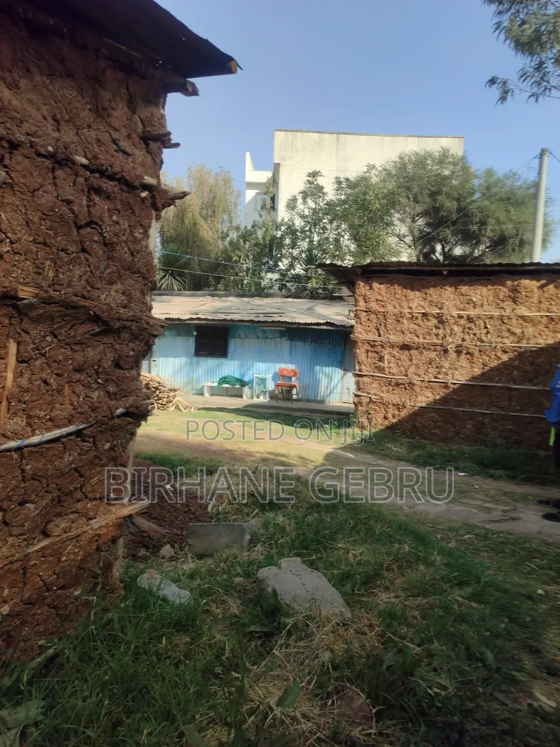 7bdrm House in House, Bole for sale