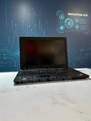 Laptop Lenovo ThinkPad Yoga 8GB Intel Core i3 HDD 500GB