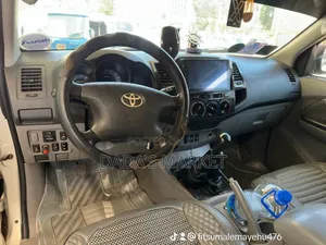 Toyota Hilux 2007 Silver