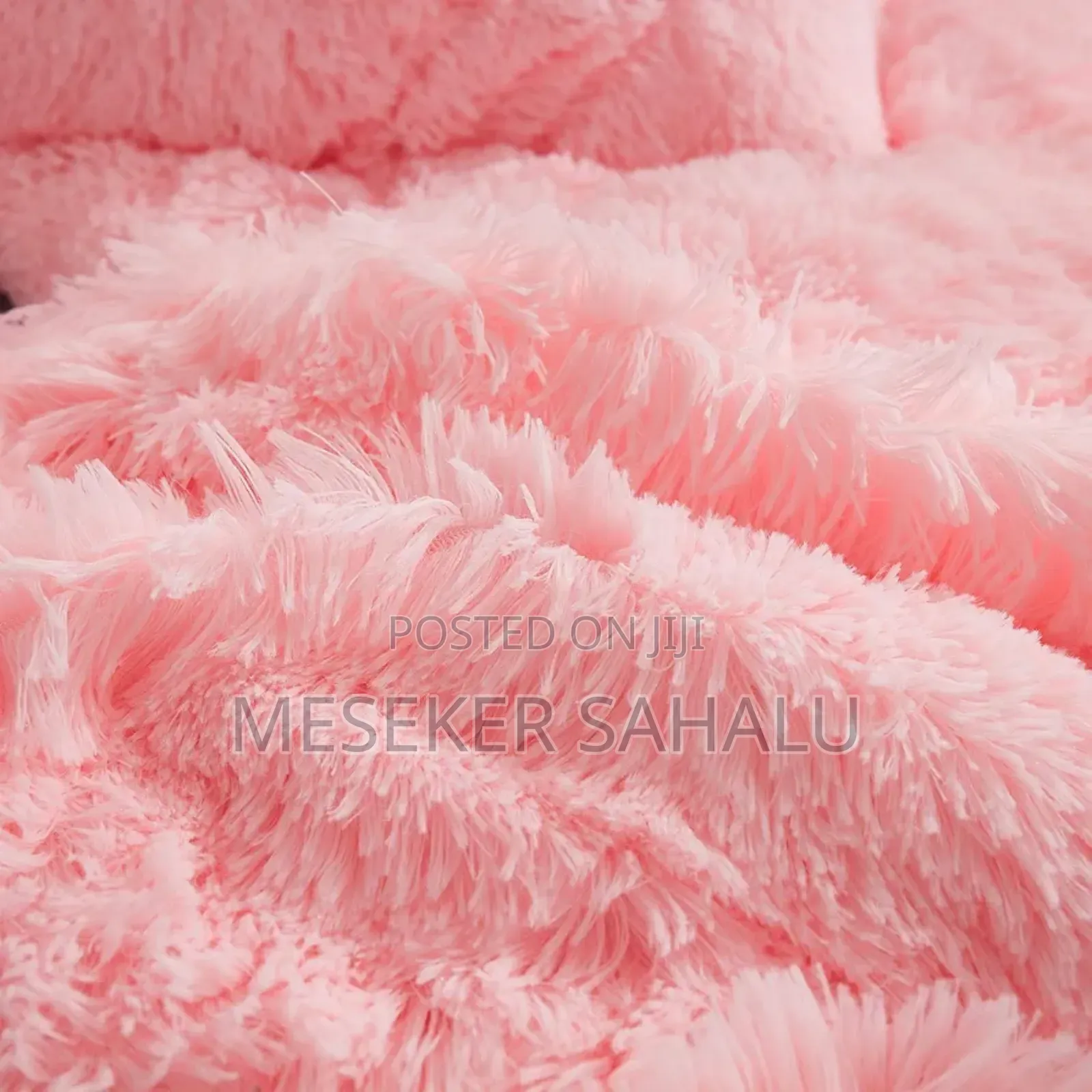 Fur Comforter- ፈር ኮምፈርት