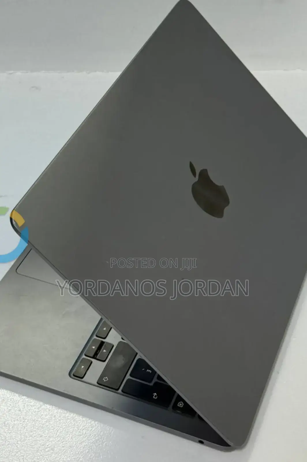 New Laptop Apple MacBook Air 2023 M2 8GB Apple M2 SSD 256GB
