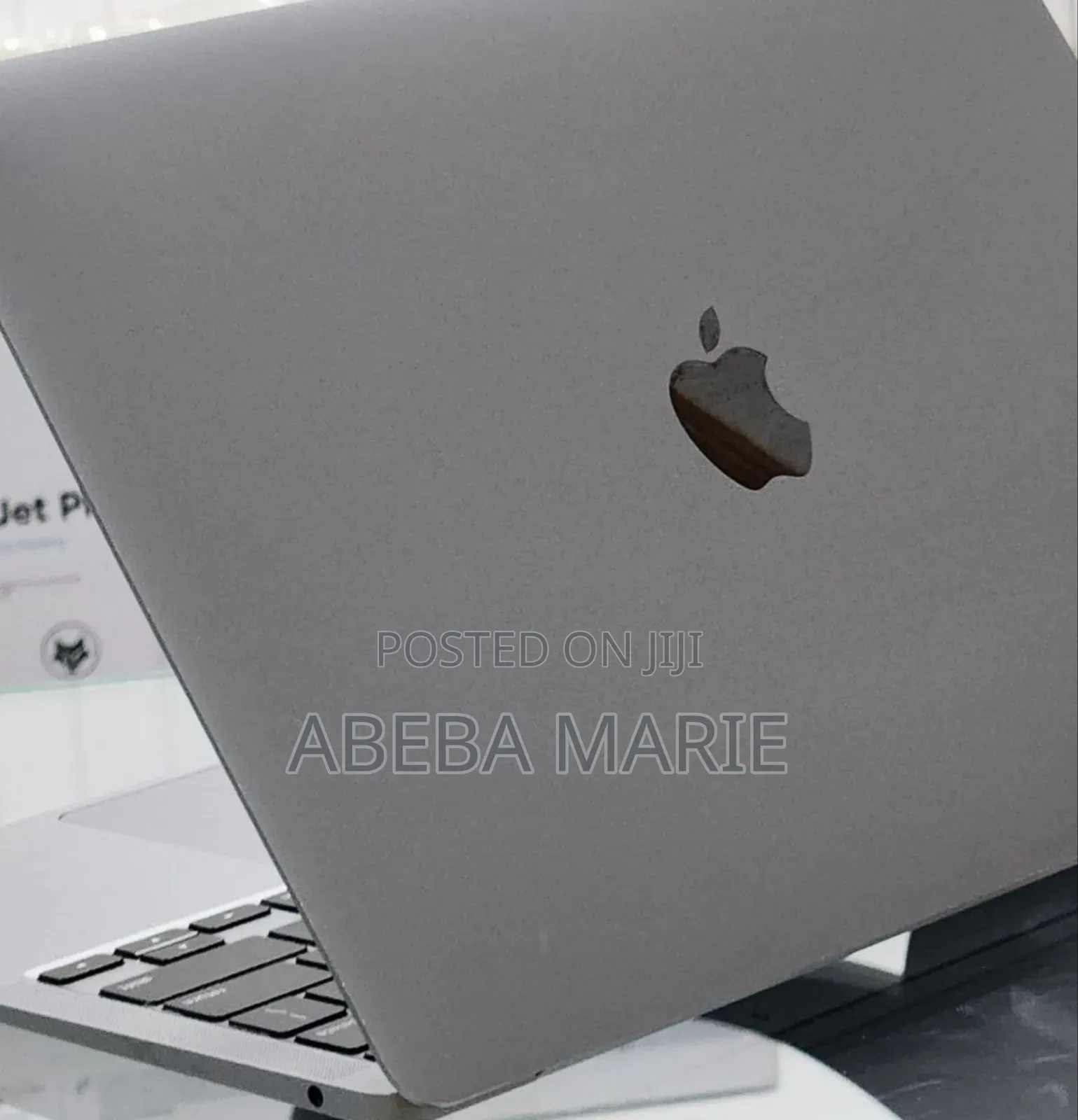 New Laptop Apple MacBook Air 2020 8GB Intel Core i3 SSD 256GB