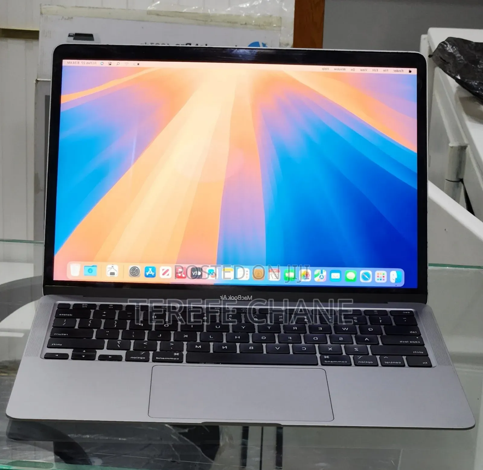 Laptop Apple MacBook Air 2020 M1 8GB Intel Core i3 SSD 256GB