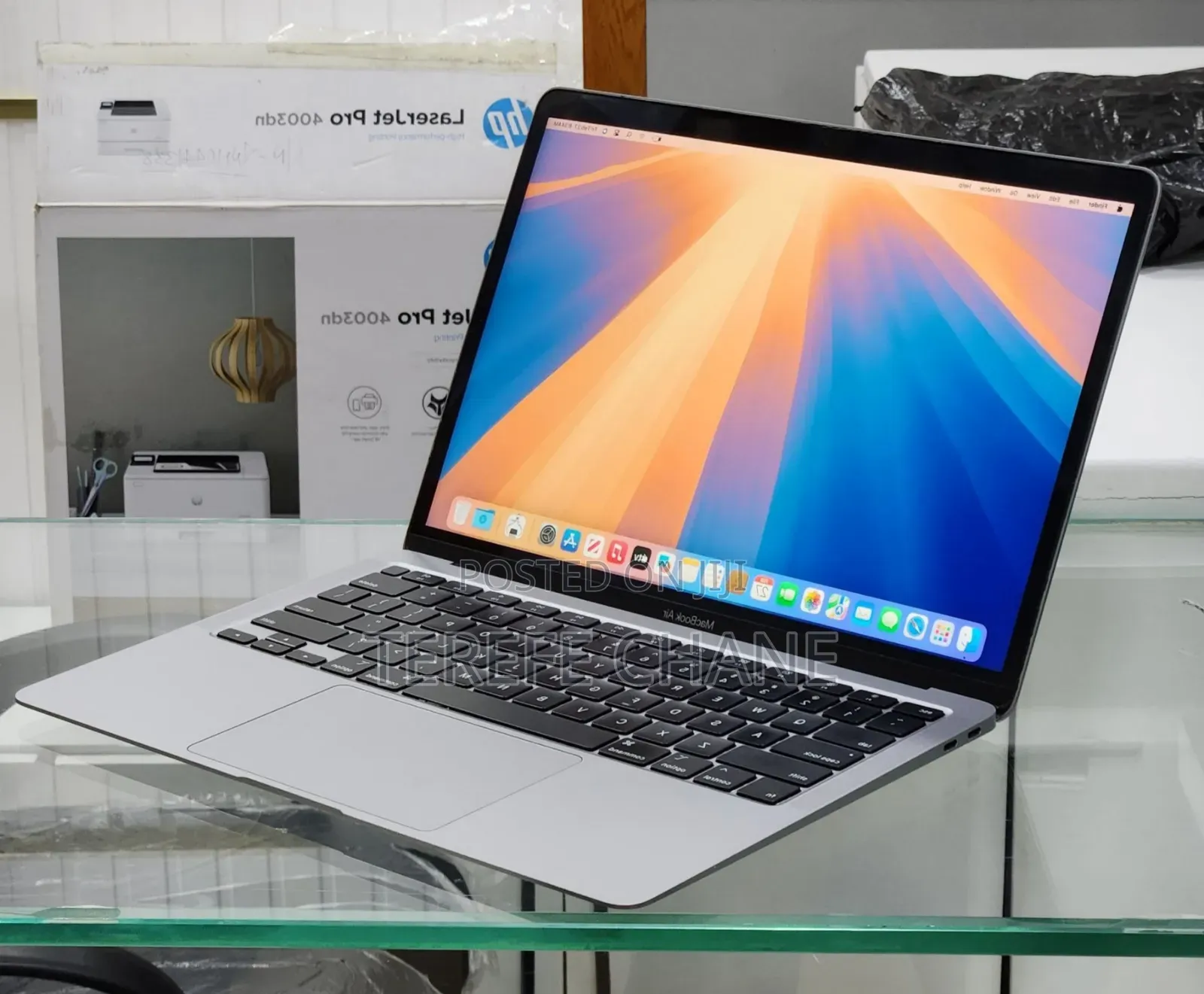 Laptop Apple MacBook Air 2020 M1 8GB Intel Core i3 SSD 256GB