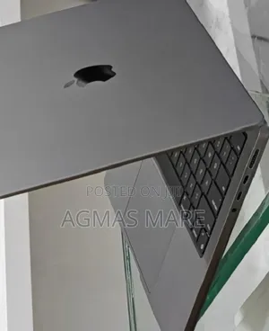 New Laptop Apple MacBook Pro 2023 M3 14-inch 8GB Apple M3 SSD 512GB