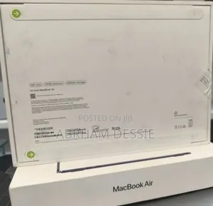 New Laptop Apple MacBook Air 2025 M4 13-inch 16GB Apple M4 SSD 256GB