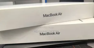 New Laptop Apple MacBook Air 2025 M4 13-inch 16GB Apple M4 SSD 256GB