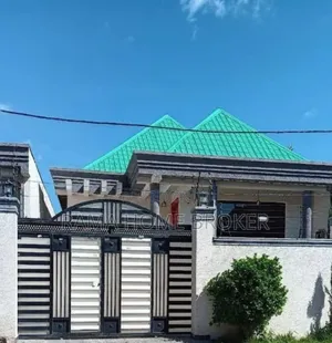 Furnished 4bdrm Villa in ሰሚት, Yeka for sale