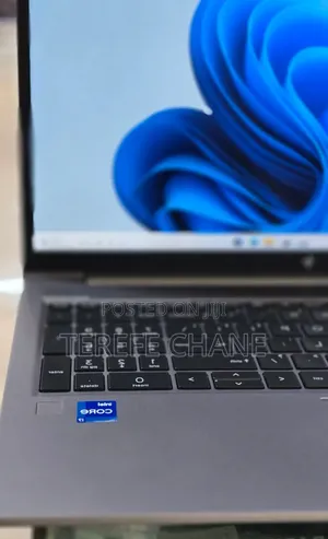 New Laptop HP ZBook Power G7 16GB Intel Core i7 SSD 512GB
