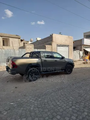 Toyota Hilux Revo Double Cab Deisel 2.8 AWD 2021 Gray