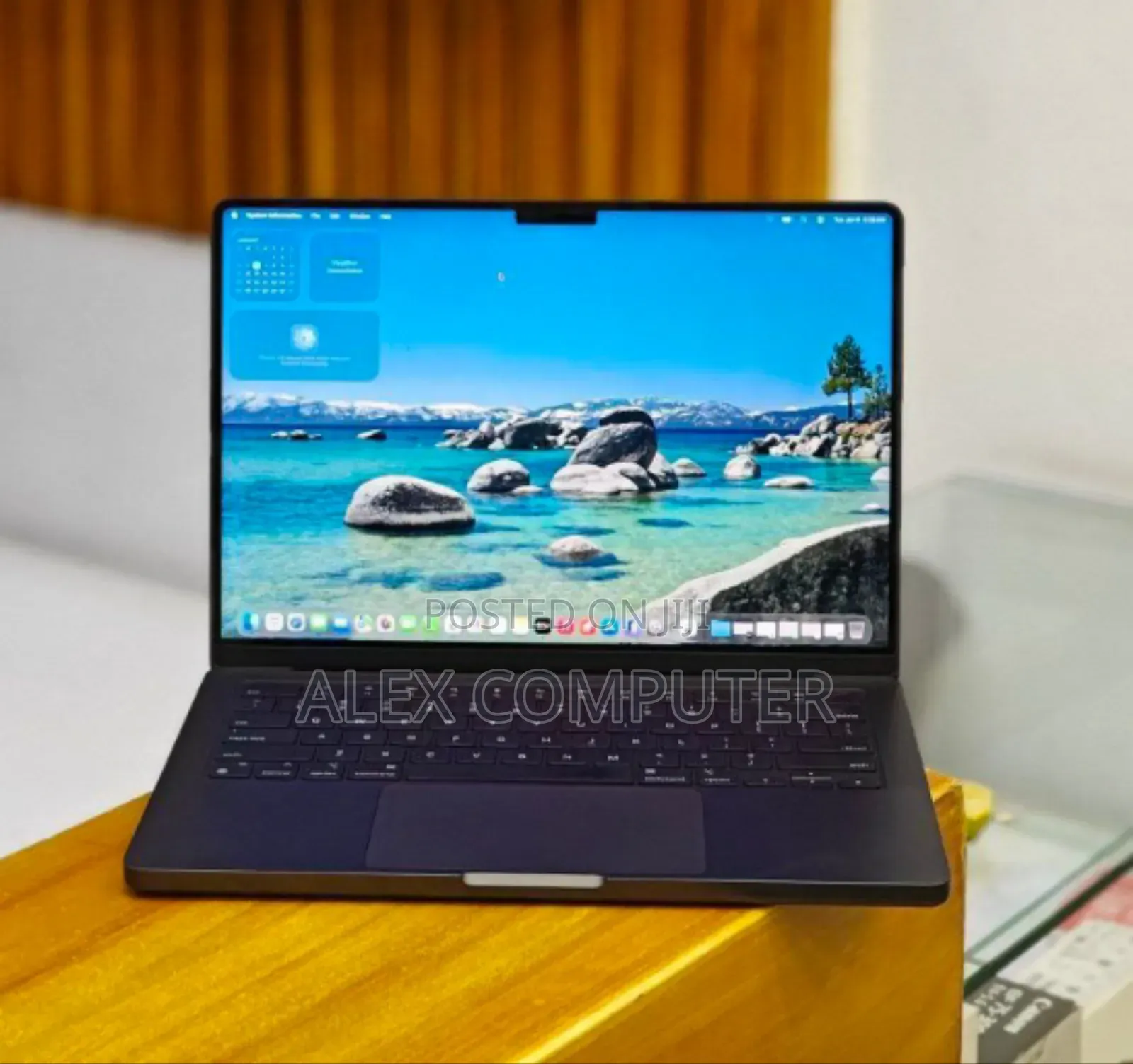 New Laptop Apple MacBook Pro M1 18GB Apple M1 Pro SSD 512GB