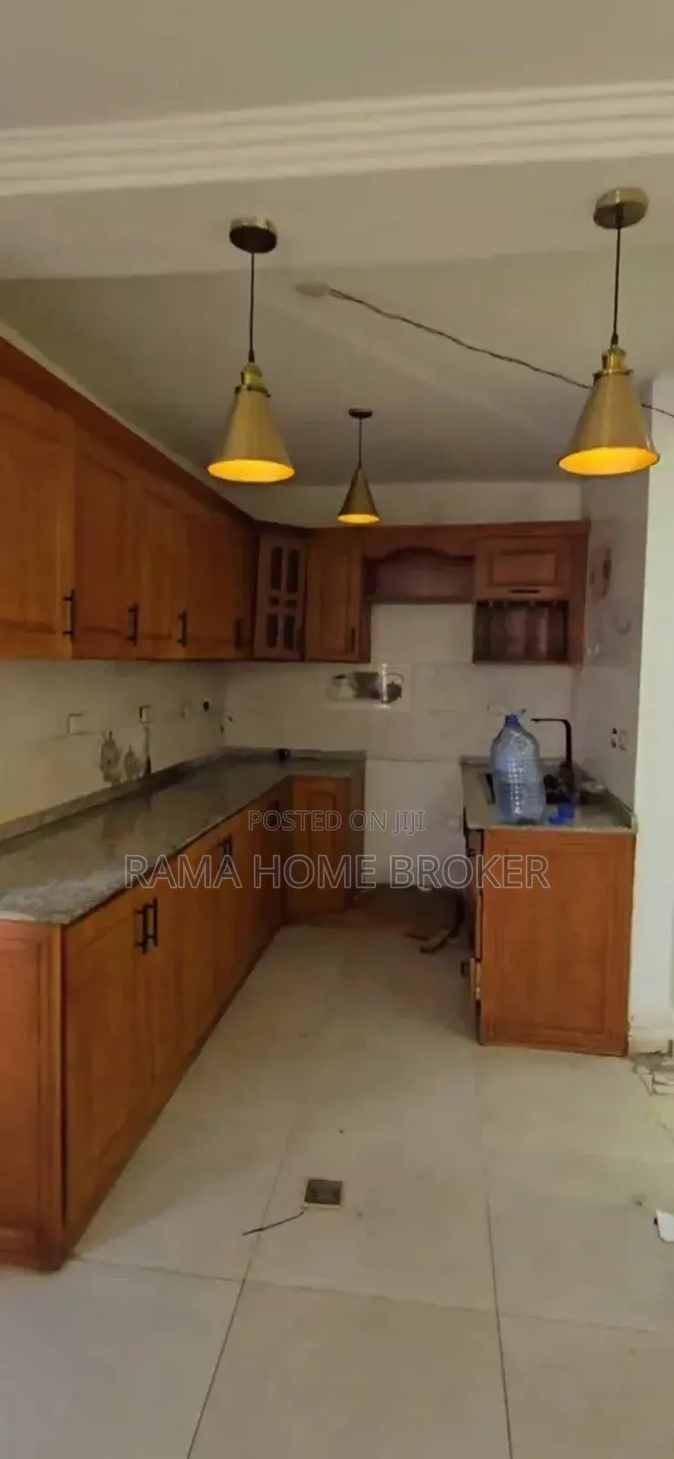 Furnished 3bdrm Condo in አያት 49 40/60 ኮንዶሚኒየም, Yeka for sale